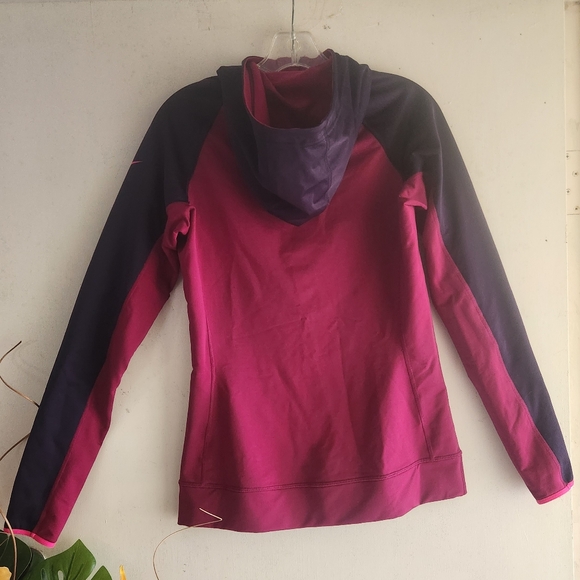 Nike EUC Medium Purple Burgundy Dri-Fit Hoodie Pullover Sweater Jacket - Picture 3 of 13